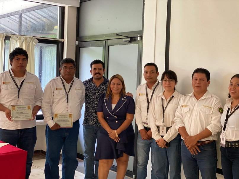 Personal de la Dirección de Protección Forestal de la SEMAHN