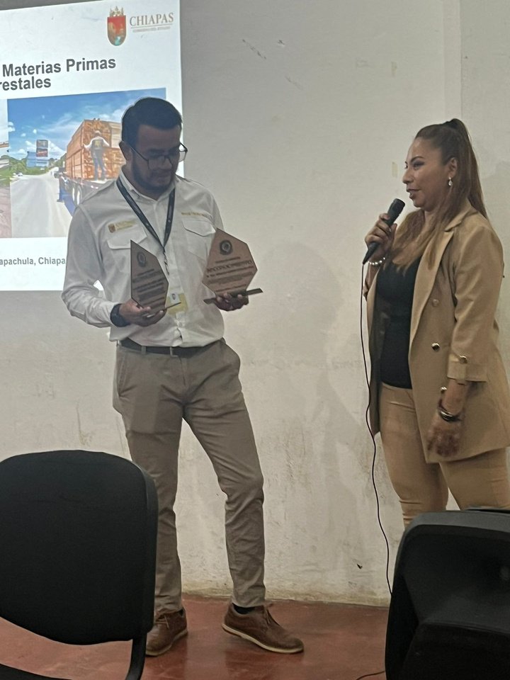 Entrega de reconocimientos